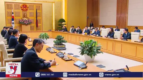 Thủ tướng Phạm Minh Chính tiếp Thủ tướng Hàn Quốc 