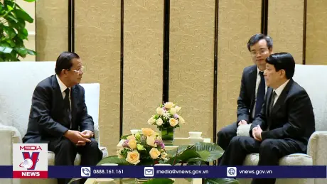 Thường trực Ban Bí thư tiếp Đoàn đại biểu cấp cao Campuchia