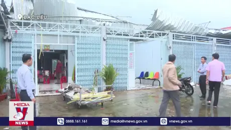 Mưa lớn kèm dông lốc làm hư hại nhiều nhà dân ở Bạc Liêu