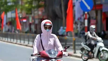 Thời tiết ngày 27/7: Bắc Bộ, Bắc và Trung Trung Bộ nắng nóng