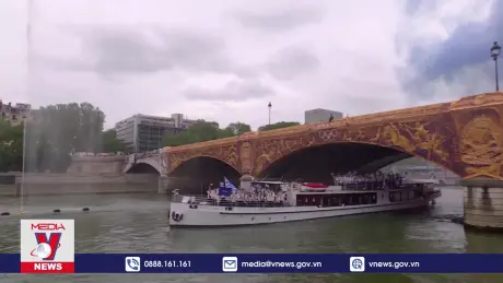 Người dân Paris khen ngợi lễ khai mạc Olympic