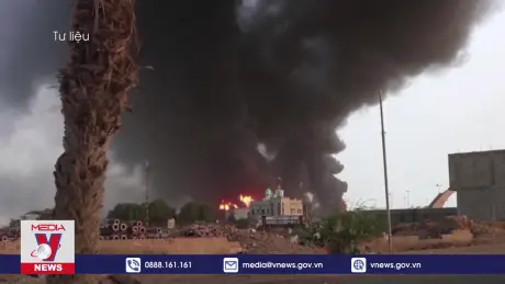 Liên quân Mỹ - Anh không kích các mục tiêu quân sự của Houthi