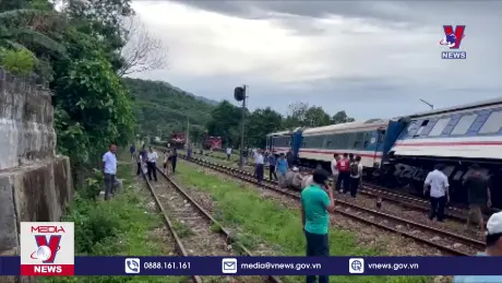 Tàu SE11 khắc phục xong sự cố trật đường ray Thừa Thiên – Huế