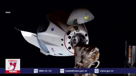 Hai phi hành gia Mỹ vẫn bị “mắc kẹt” ở vũ trụ