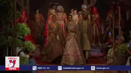 Thời trang cao cấp Ấn Độ tôn vinh nghề thêu truyền thống