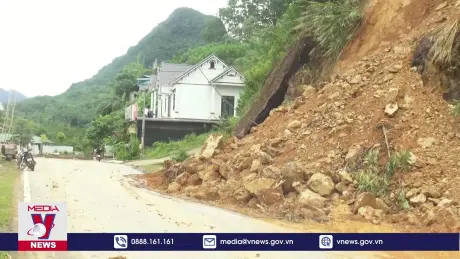 Hòa Bình khẩn trương khắc phục các điểm sạt lở tuyến đường 435