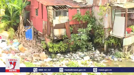 Cần giải pháp đột phá để di dời nhà trên kênh rạch