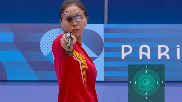 Olympic Paris 2024: Trịnh Thu Vinh dừng cuộc chơi ở lượt bắn thứ năm