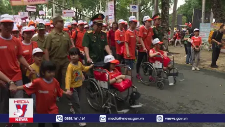 Hơn 5.000 người đồng hành vì nạn nhân da cam