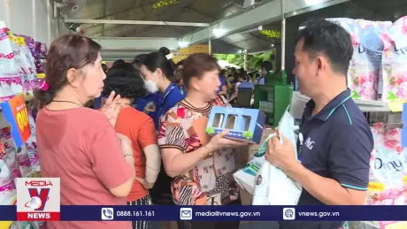 TPHCM lần đầu tổ chức bán hàng lưu động, bình ổn giá 