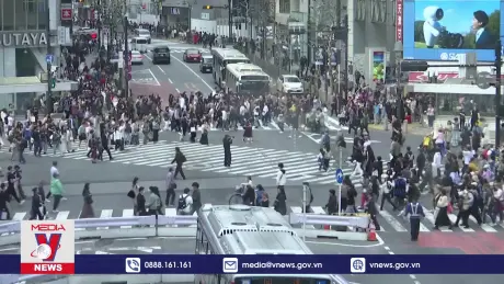 Tăng lương thực tế tại Nhật Bản