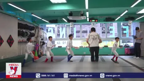 Olympic 2024 truyền cảm hứng cho kiếm thủ trẻ Hong Kong (Trung Quốc)