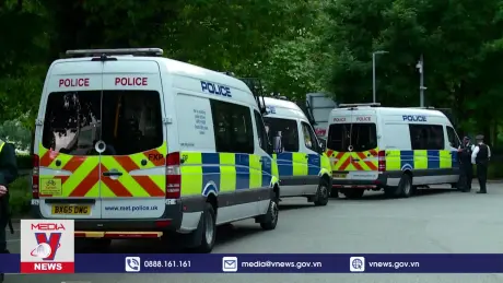 Bạo loạn lắng xuống tại Anh