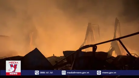 Gần 14.000 m2 nhà kho của doanh nghiệp tại Đồng Nai bị lửa thiêu rụi