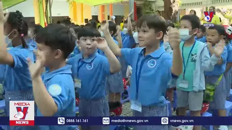 Học sinh lớp 1 tựu trường trước 2 tuần