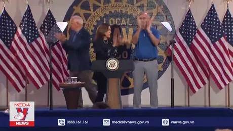 Ứng cử viên Donald Trump mất điểm tại 3 bang trọng yếu