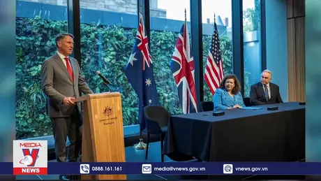 Australia, Mỹ, Anh ký thỏa thuận về chuyển giao hạt nhân