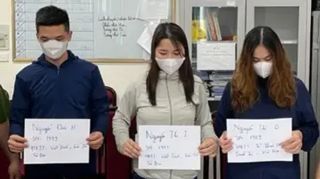 Khởi tố “nữ quái” cùng đồng bọn chuyên làm giả các loại giấy tờ ở Hà Nội