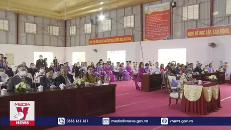 Công chúa Thái Lan Maha Chakri Sirindhorn thăm Lào Cai