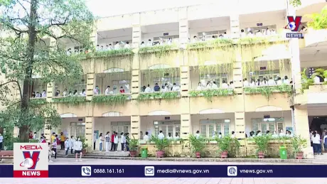 Dự báo điểm chuẩn tuyển sinh 2024 tăng mạnh