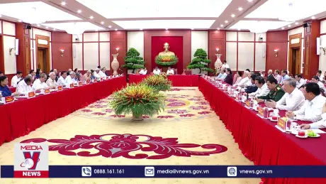 Gặp mặt các đồng chí lãnh đạo, nguyên lãnh đạo Đảng, Nhà nước