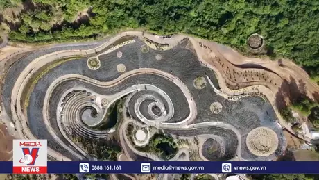 Tái hiện tác phẩm “Đêm đầy sao” trên đồi