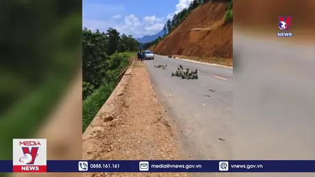 Ô tô lao xuống vực cháy rụi khiến 1 người tử vong