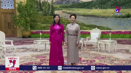 Phu nhân Ngô Phương Ly dự tiệc trà, xem biểu diễn nghệ thuật truyền thống Trung Quốc