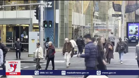 Kinh tế Australia thiệt hại do “COVID kéo dài”