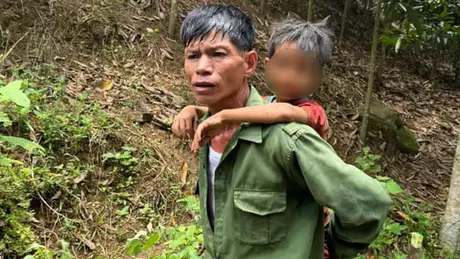 Tìm thấy bé trai 6 tuổi sau 5 ngày mất tích trong rừng sâu