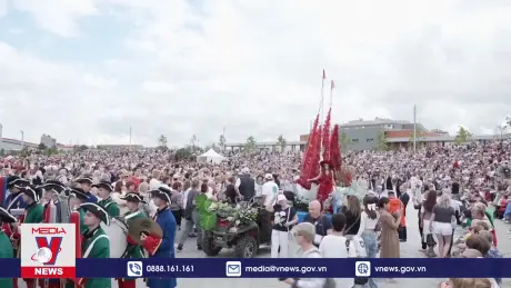 Rực rỡ lễ hội hoa truyền thống tại St.Petersburg