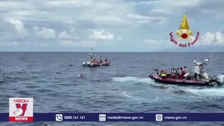 Tiếp tục nỗ lực tìm kiếm nạn nhân vụ chìm du thuyền ở Italy