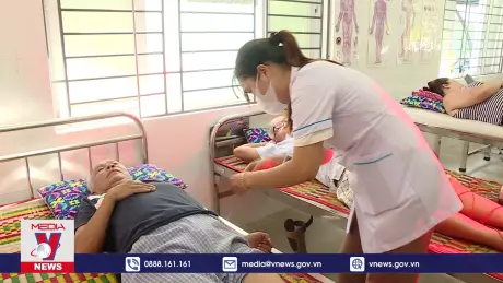 Quản lý bệnh không lây nhiễm tại trạm y tế bằng BHYT lợi cả đôi đường.