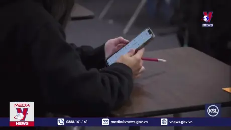 Cần quản lý phù hợp việc sử dụng điện thoại của học sinh