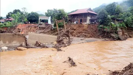 Thời tiết ngày 25/8: Bắc Bộ, Thanh Hóa, Nghệ An nguy cơ cao lũ quét, sạt lở đất