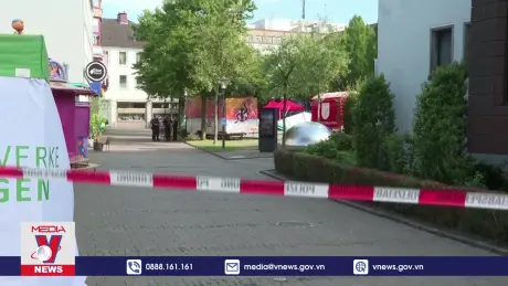 Đối tượng thực hiện vụ tấn công bằng dao ở Đức đầu thú
