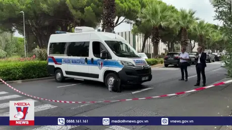 Pháp bắt nghi can khủng bố đốt giáo đường Do Thái