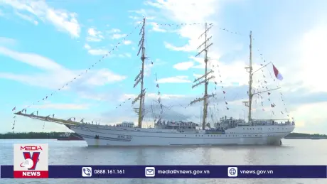 Tàu Hải quân Indonesia thăm xã giao thành phố Hải Phòng