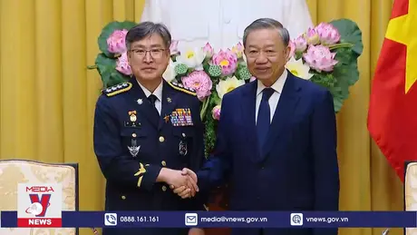 Tổng Bí thư, Chủ tịch nước tiếp Tư lệnh Cảnh sát biển Hàn Quốc