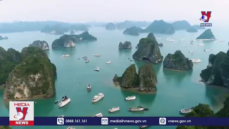 8 'thỏi nam châm' hút du khách nhất Việt Nam