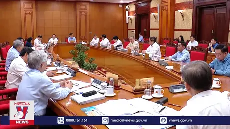 Bộ Chính trị cho ý kiến vào các văn kiện