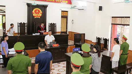 Án tù cho các đối tượng chống người thi hành công vụ