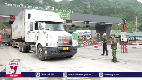 Các cửa khẩu tỉnh Lạng Sơn hoạt động xuyên suốt dịp nghỉ lễ