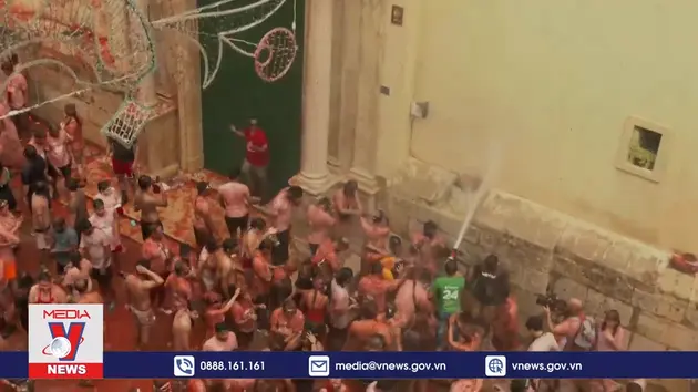 Tưng bừng lễ hội cà chua La Tomatina