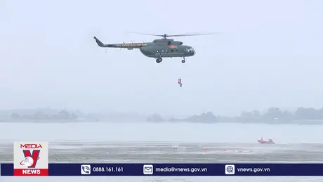 Không quân huấn luyện cứu nạn, cứu hộ đường không