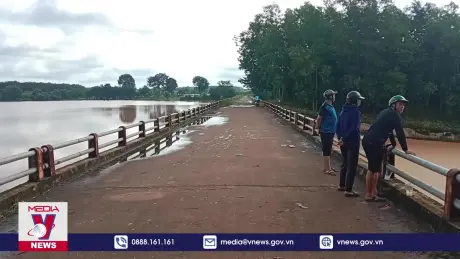 Rủ nhau vào đập nước chơi, 2 học sinh tiểu học đuối nước