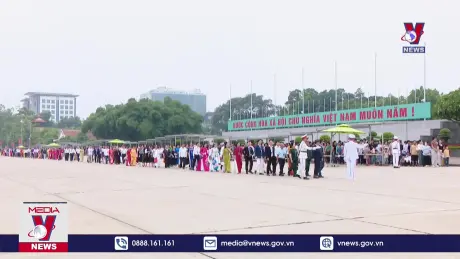 Hơn 30.000 lượt người vào Lăng viếng Bác trong ngày 2/9