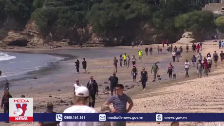 New Zealand tăng mạnh phí với du khách quốc tế