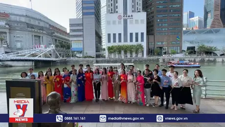 Người Việt tại Singapore hướng về Tổ quốc