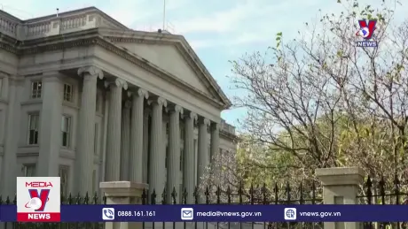 Thâm hụt thương mại của Mỹ tăng mạnh